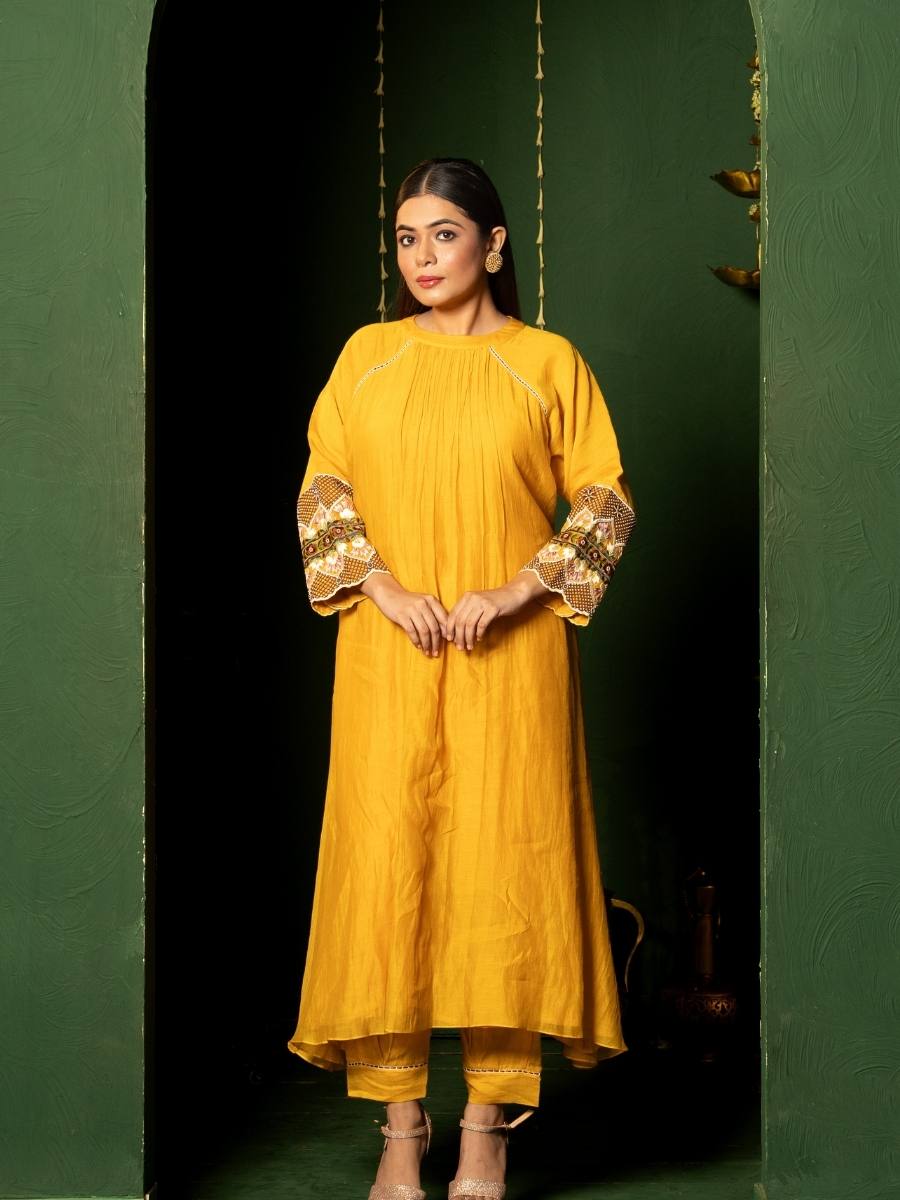 Basanti Gul Set